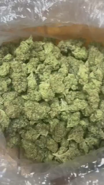 Purple Wedding Cake THCa